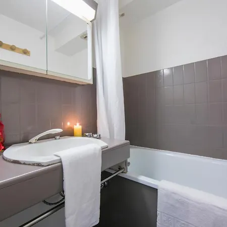 Apartment La Verte 12 In Out - Happy *
